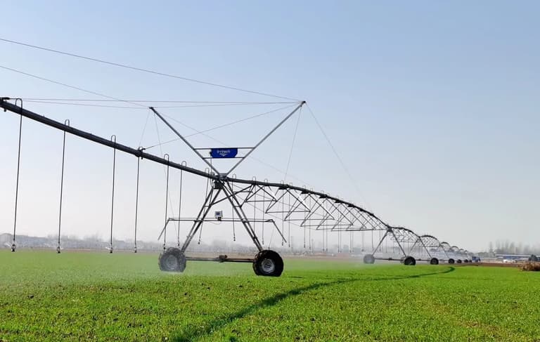 Center Pivot Sprinkling Machine Working Principle